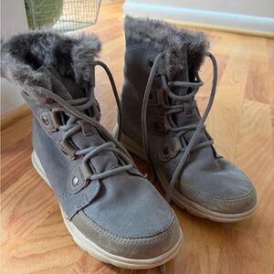 Sorel Gray Fur-Trimmed Winter Boots